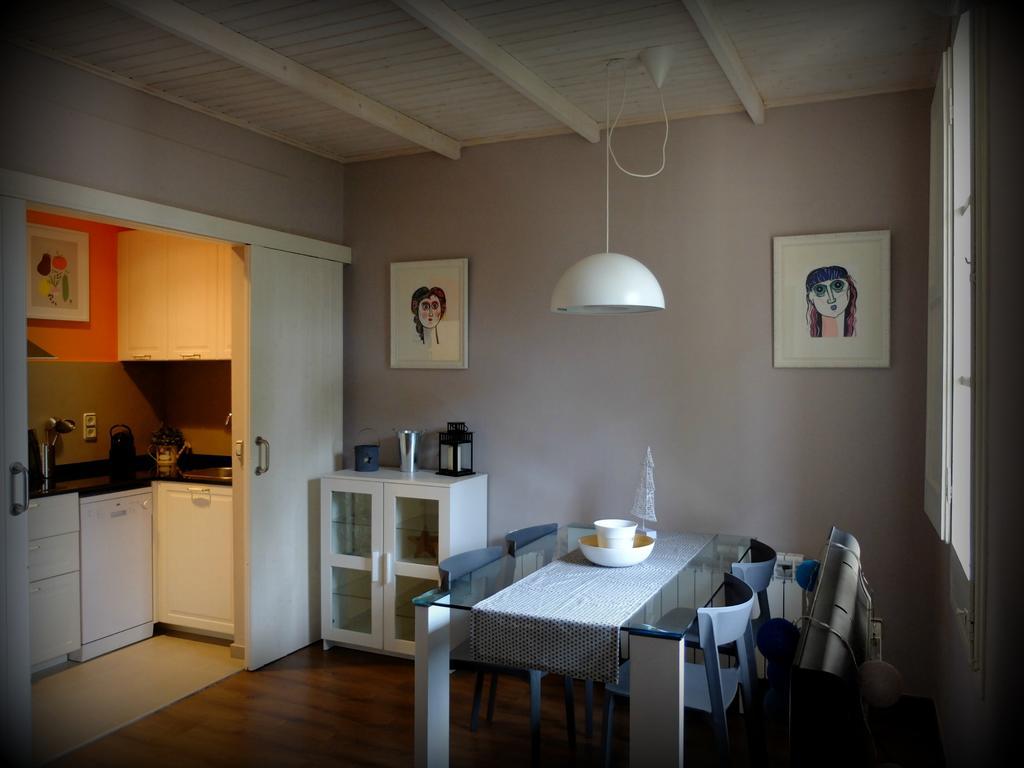 Apartment Sant Francesc Olot Bagian luar foto